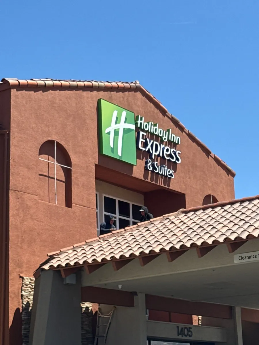 Holiday Inn Camarillo, photo 8