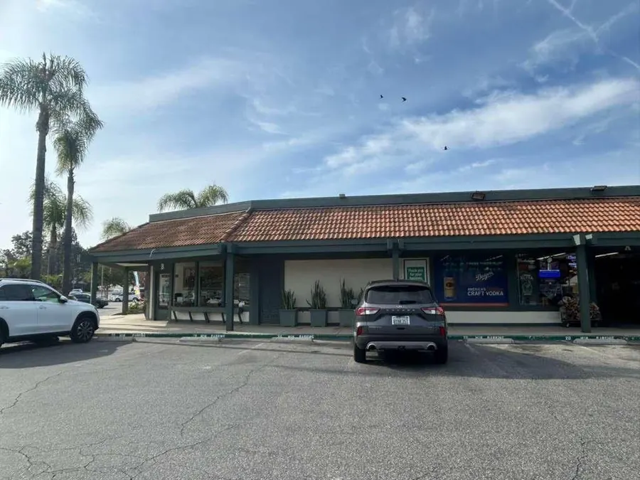 Finished work at a retail center canopy and tile roof in Thousand Oaks
